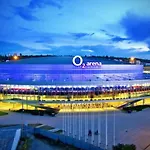 U Metra, 4 Hoste, Parking Free, Blizko O2 Arena