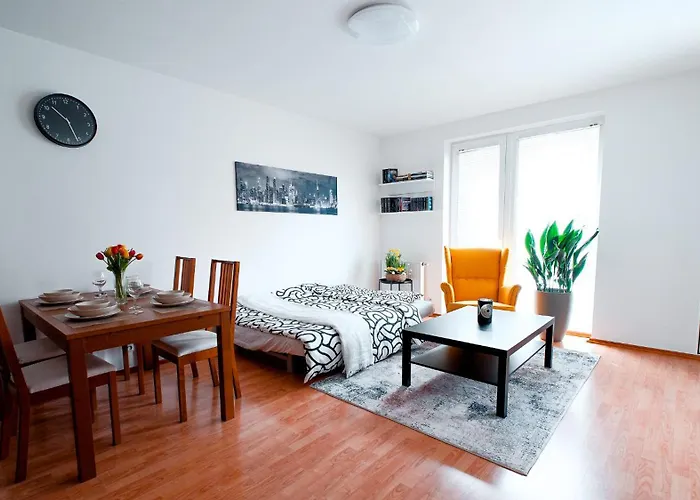 Apartment U Metra, 4 Hoste, Parking Free, Blizko O2 Arena Prag