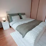 U Metra, 4 Hoste, Parking Free, Blizko O2 Arena Apartament Praga